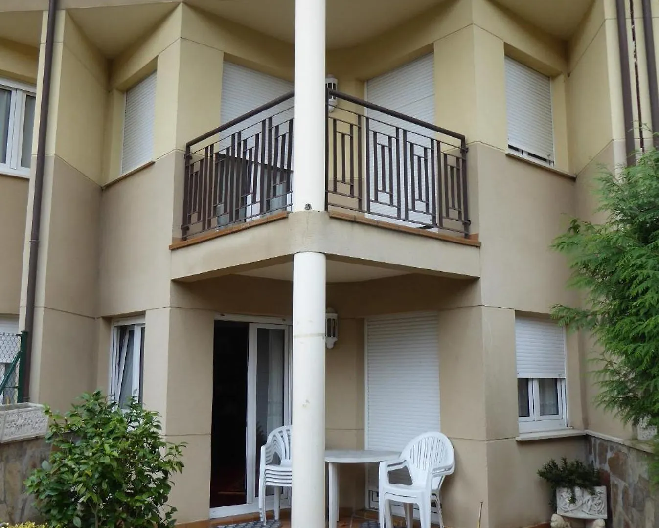 펜션 Egona- H130 Villa Adosada Con Jardin Y Txoko - Ess03192 자라우츠